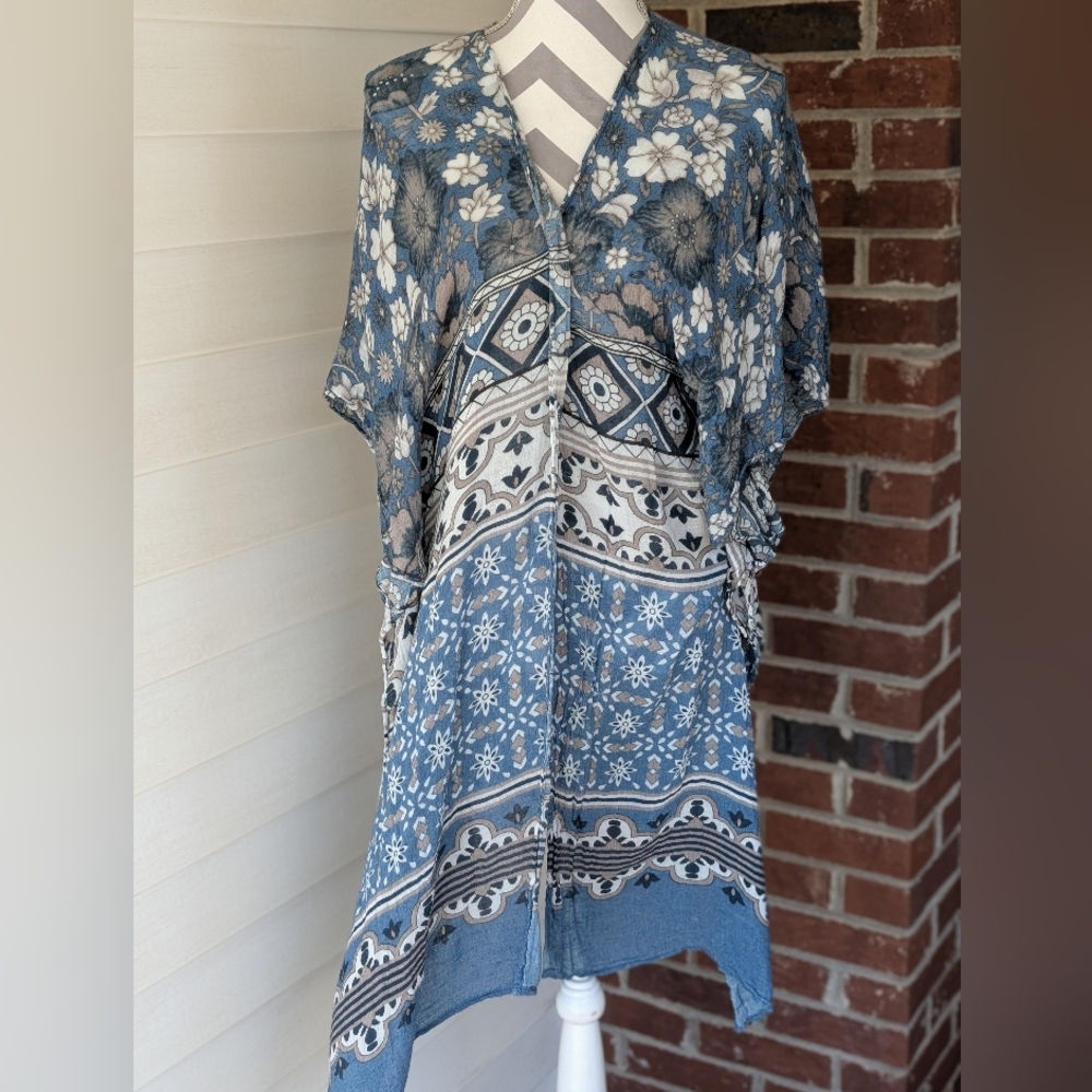 Floral Blue and White Kimono